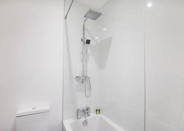 Falklands Street Centre House-free Parking Holiday home