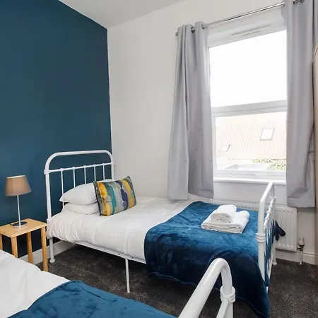 Falklands Street Centre House-free Parking Vakantiehuis